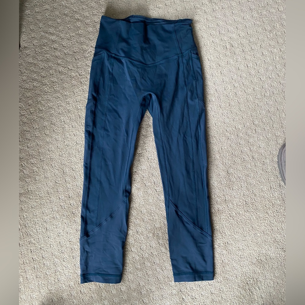 Size 6 Lululemon All the right places high rise